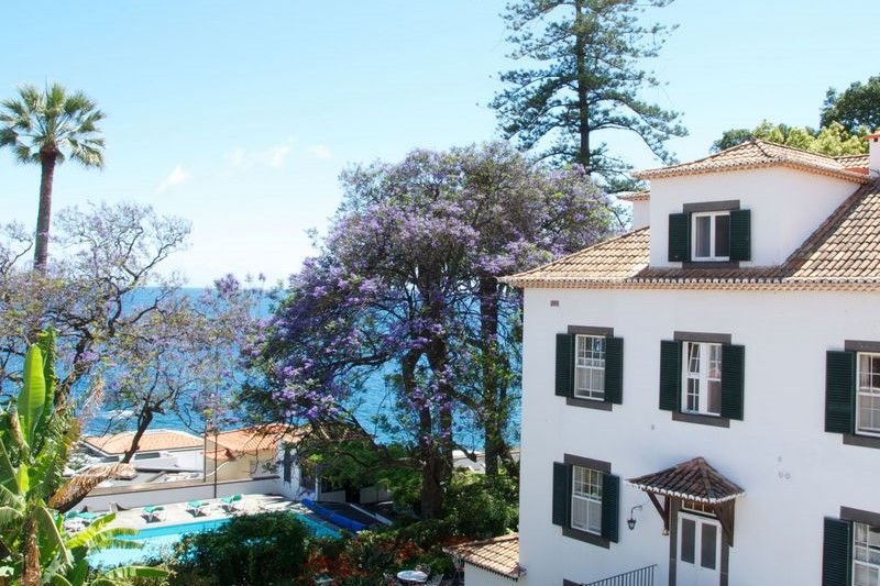 ../../holiday-hotels/?HolidayID=6&HotelID=7&HolidayName=Portugal+%2D+Madeira-Portugal+%2D+Madeira+%2D+The+Garden+Island+-&HotelName=Hotel+Quinta+da+Penha+de+Franca">Hotel Quinta da Penha de Franca
